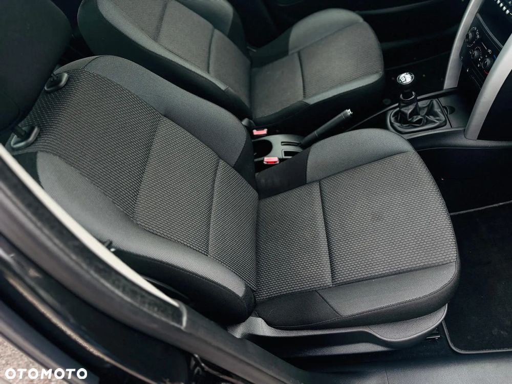 Peugeot 207 1.6 Premium - 23