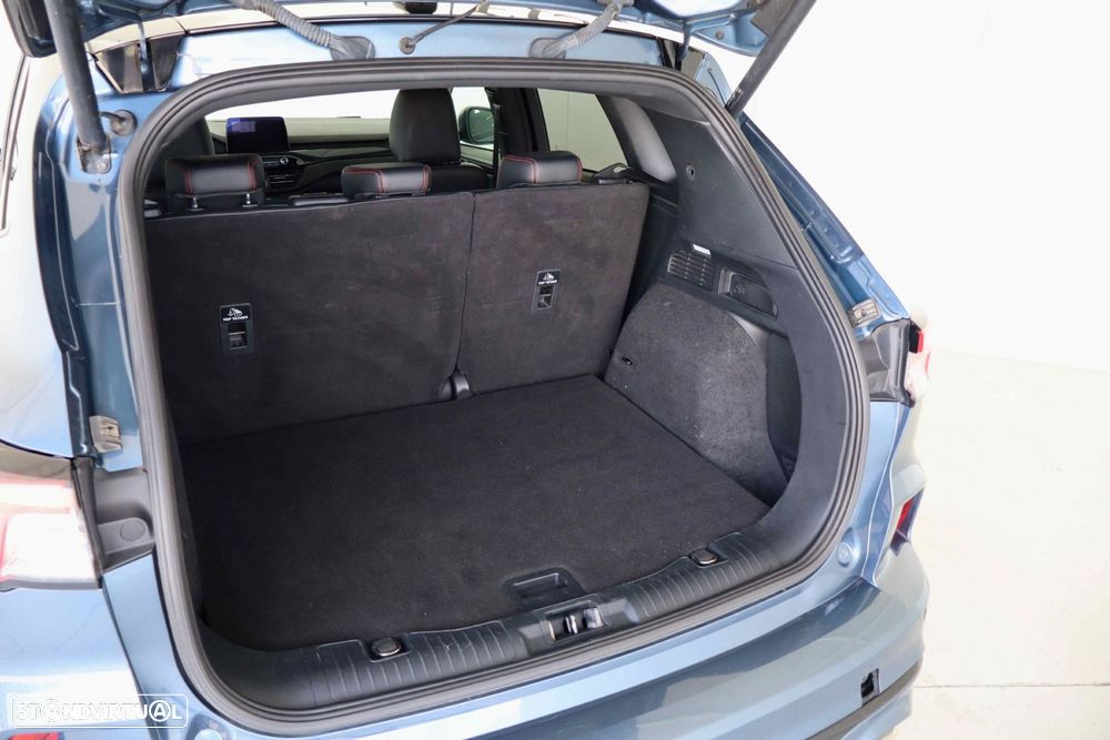 Ford Kuga 1.5 EcoBoost ST-Line X - 11