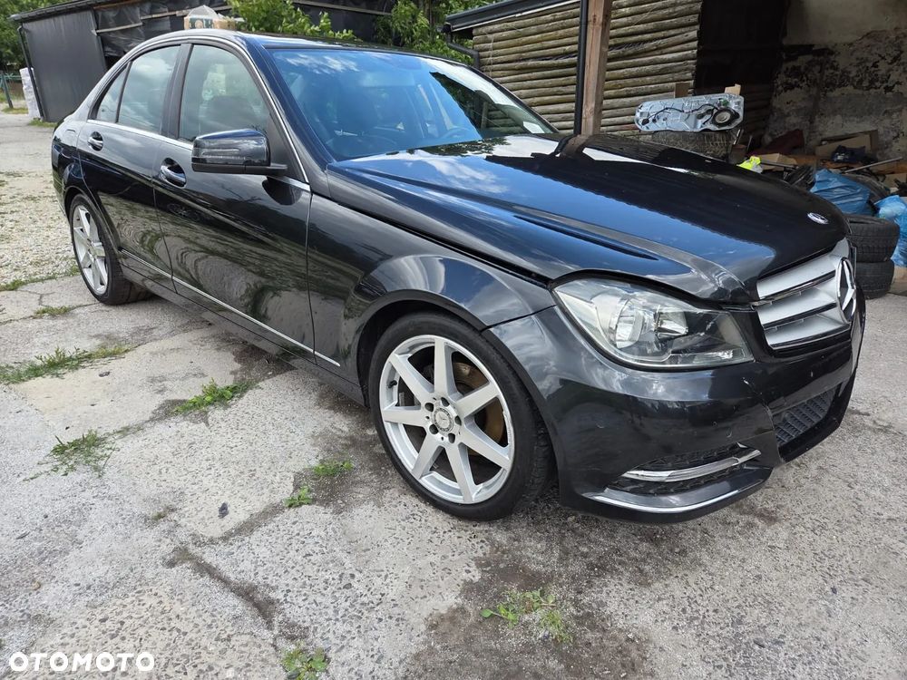 Mercedes-Benz Klasa C 180 (BlueEFFICIENCY) Avantgarde - 1