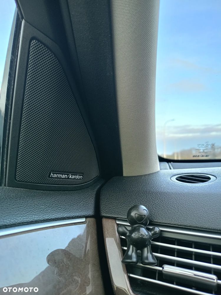 Mercedes-Benz Klasa E 350 4Matic 7G-TRONIC - 19