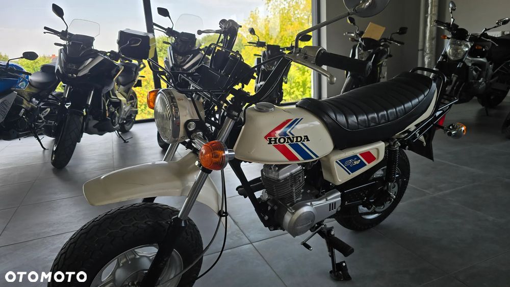 Honda C - 3