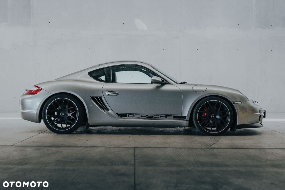 Porsche Cayman - 1