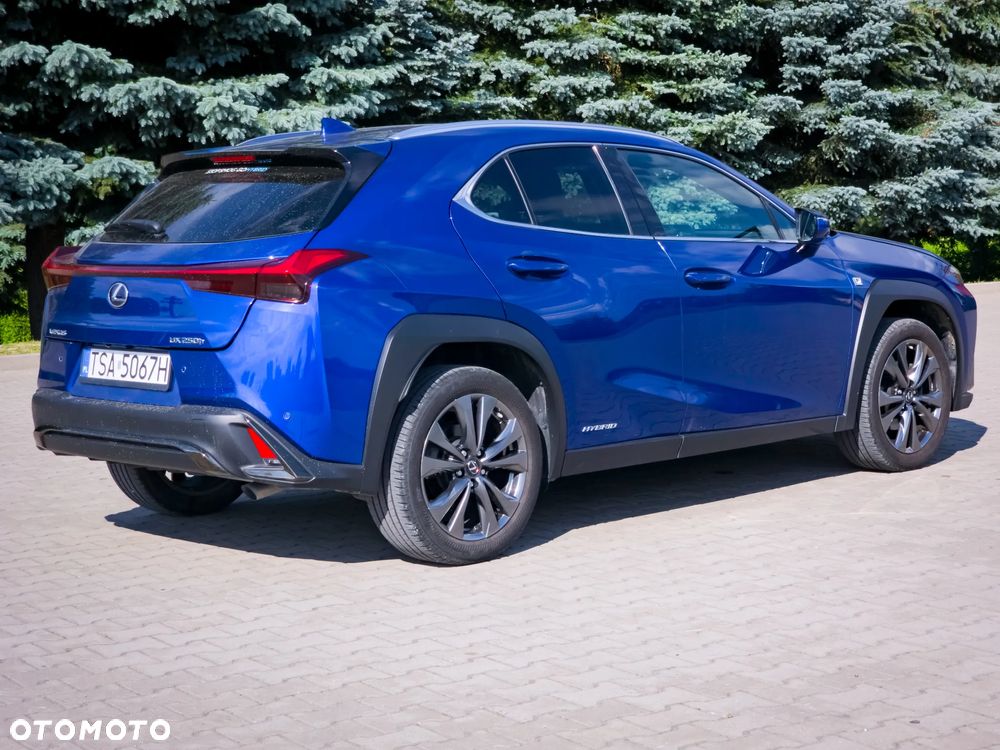 Lexus UX 200 F Sport 2WD - 3