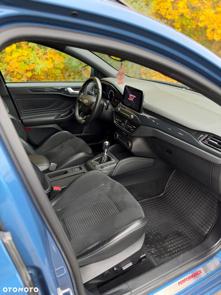 Ford Focus 2.3 EcoBoost ST-2 - 16