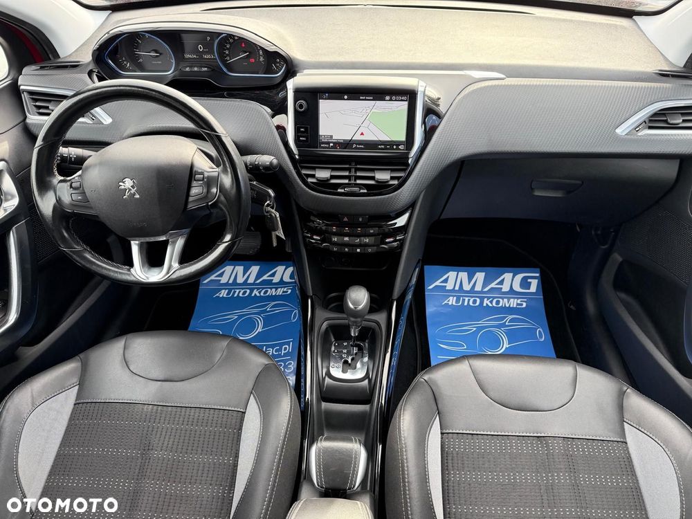 Peugeot 2008 1.2 Pure Tech GPF Style S&S EAT6 - 22