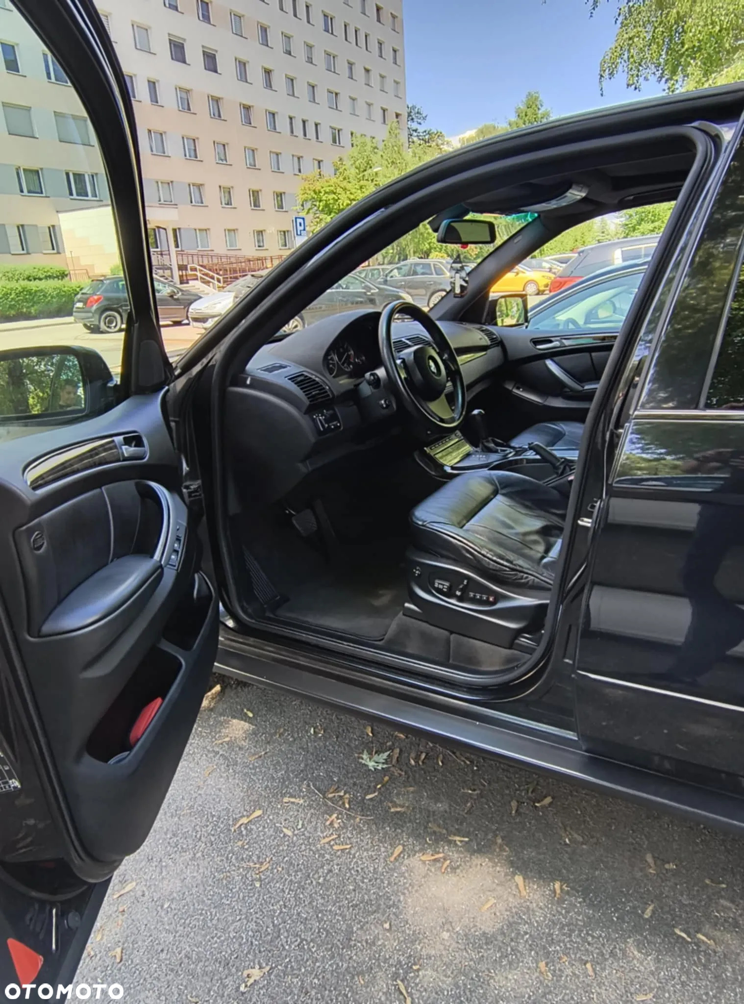 BMW X5 4.4i - 7