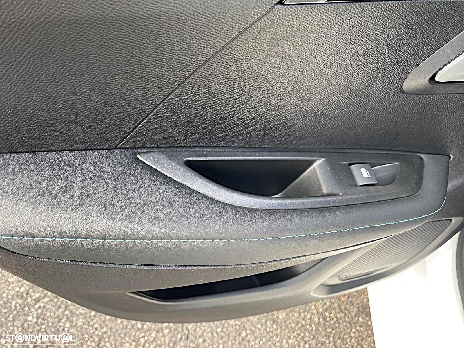 Peugeot 208 1.5 BlueHDi Allure - 11