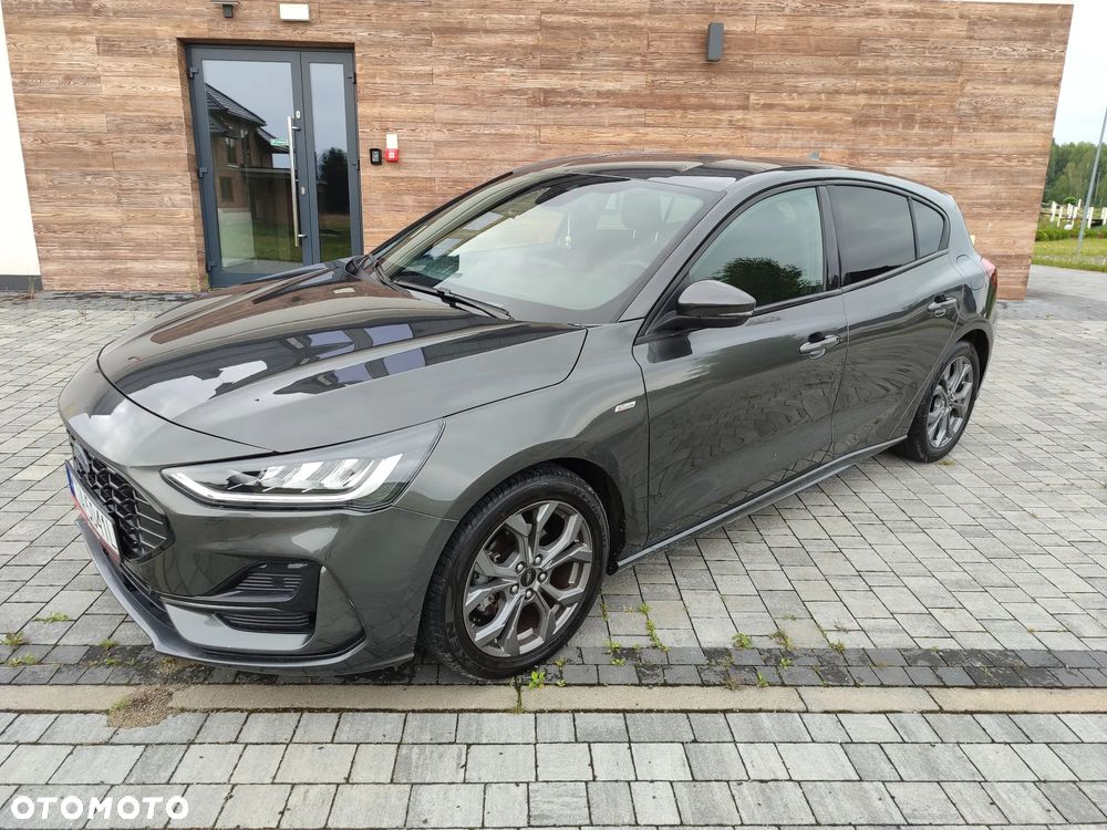 Ford Focus 1.0 EcoBoost Hybrid ST-LINE - 34