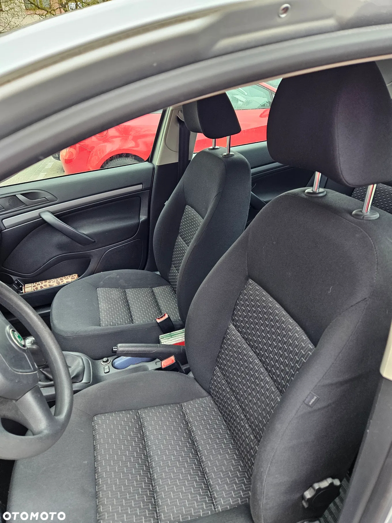 Skoda Octavia 1.6 Tour - 7