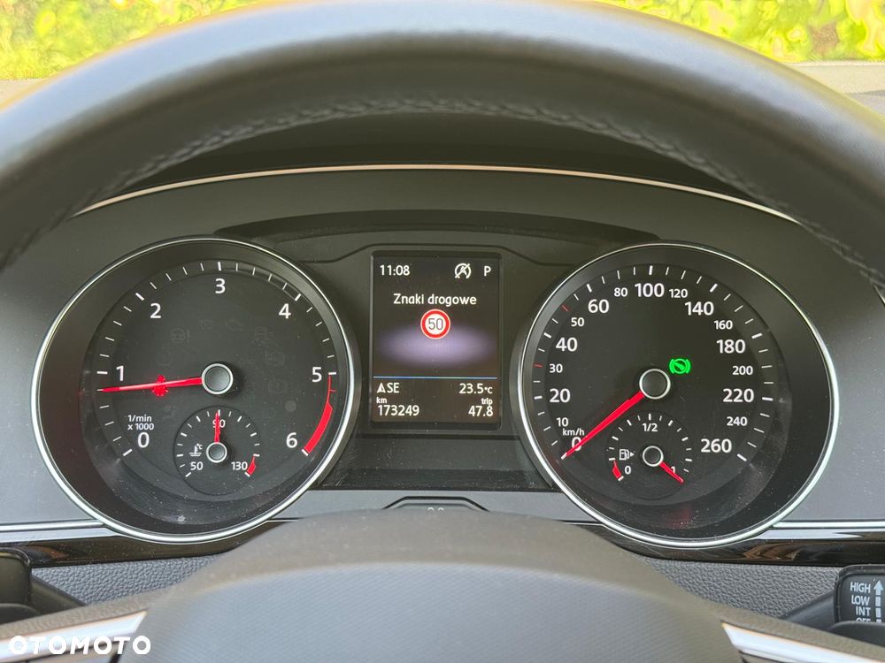 Volkswagen Passat 2.0 TDI SCR Style DSG - 21