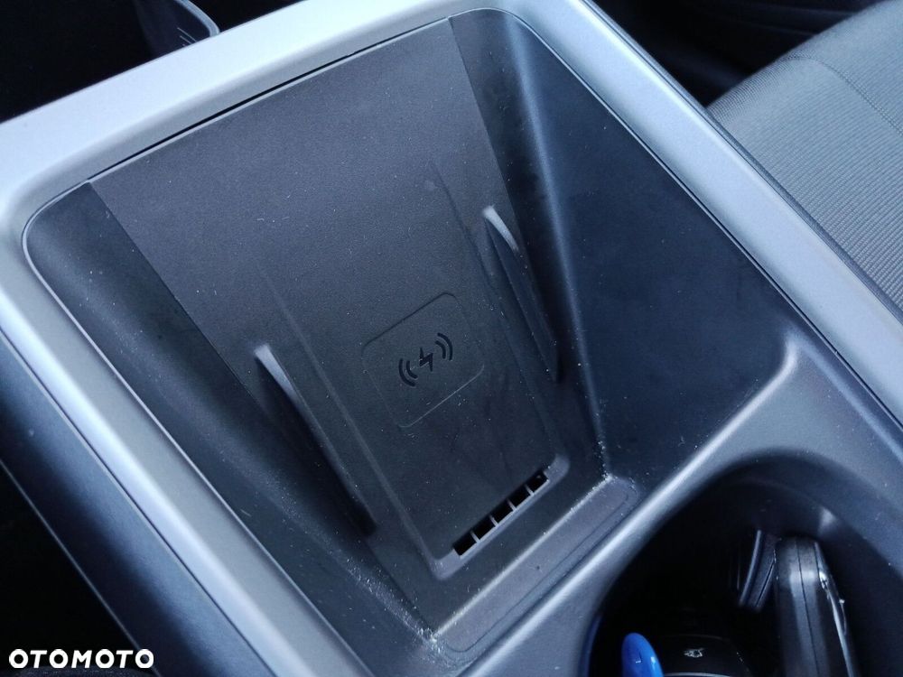 BYD Dolphin - 33