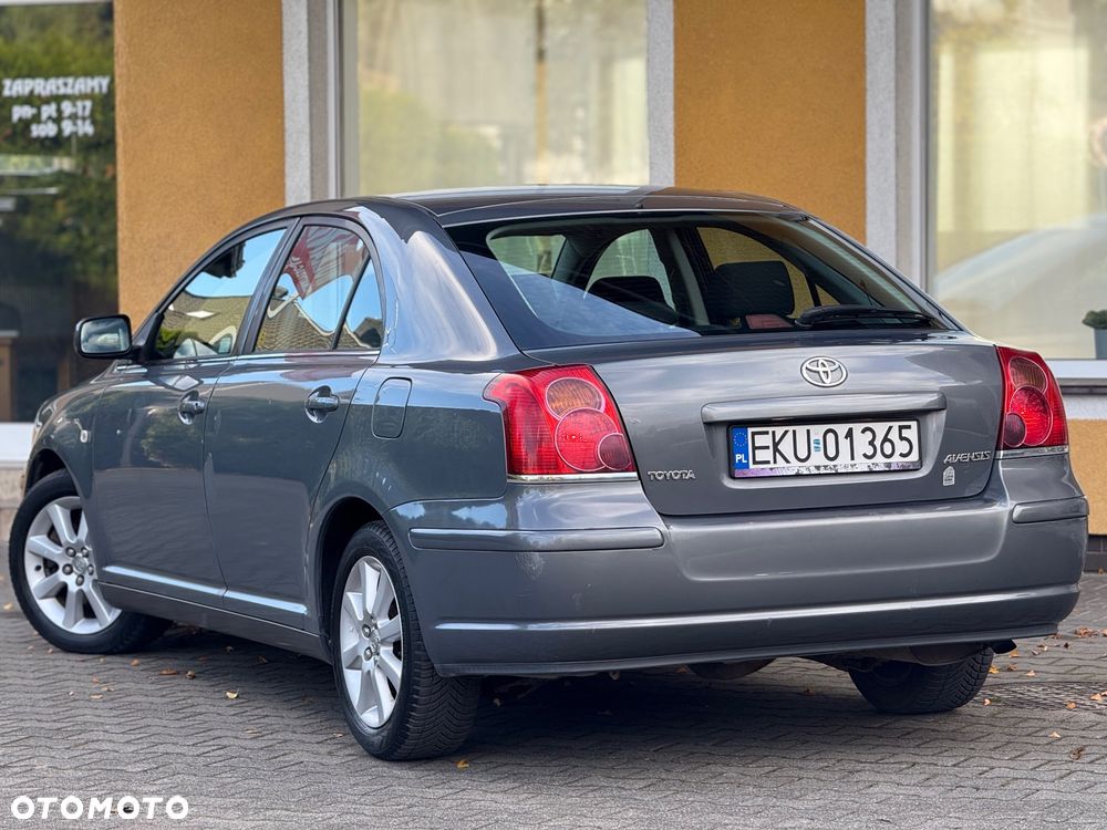 Toyota Avensis 2.0 VVT-i Prestige - 7
