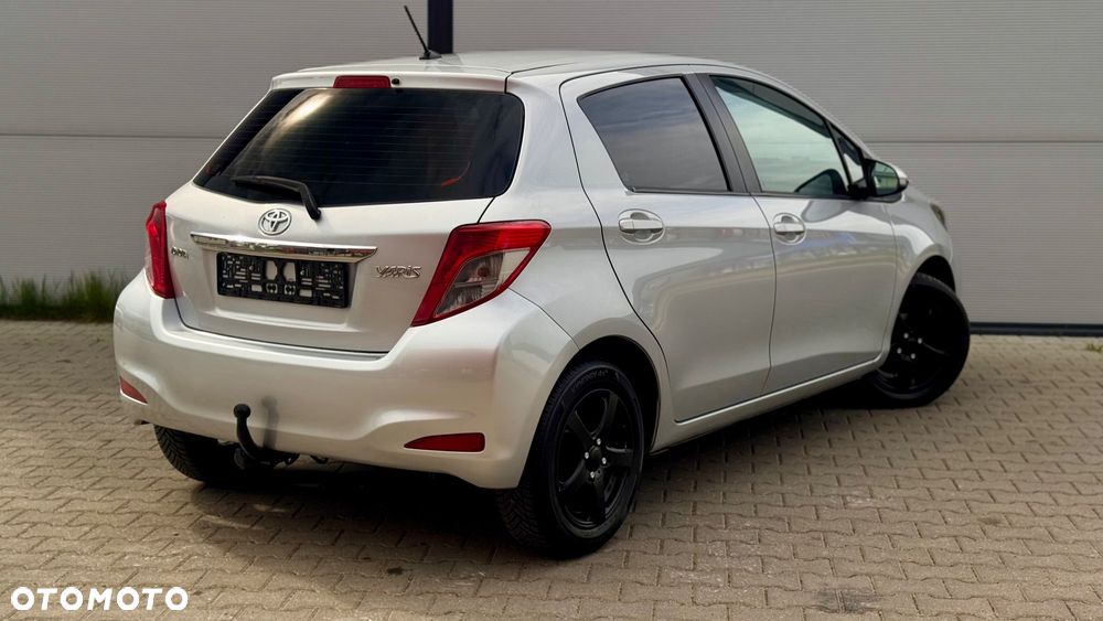 Toyota Yaris 1.3 VVT-i Luna - 3