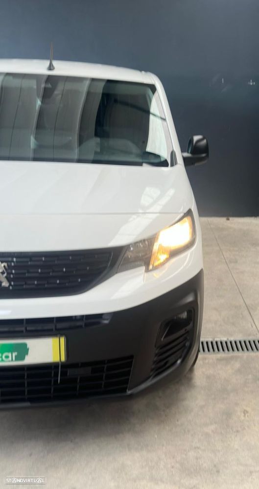 Peugeot Partner 1.5 BlueHDi Asphalt Standard - 4