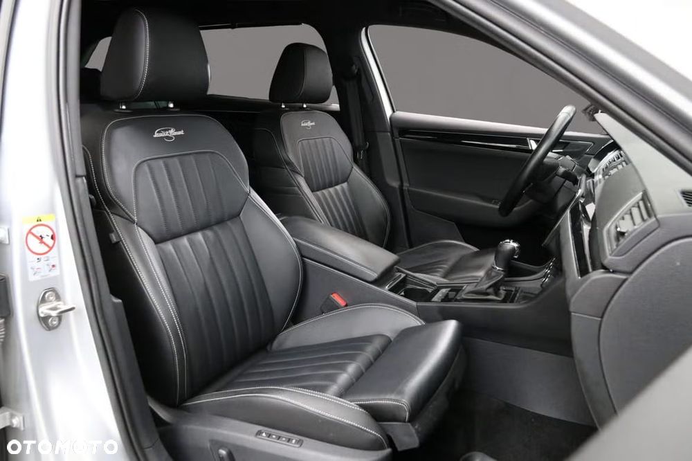 Skoda Superb 2.0 TDI SCR L&K DSG - 11