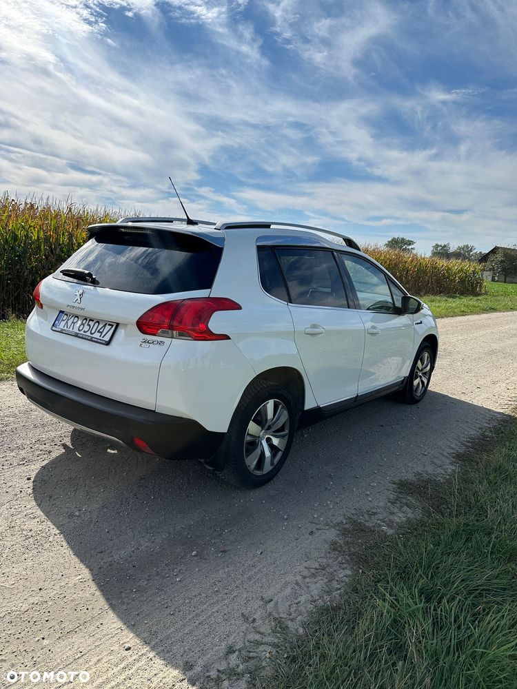 Peugeot 2008 - 4