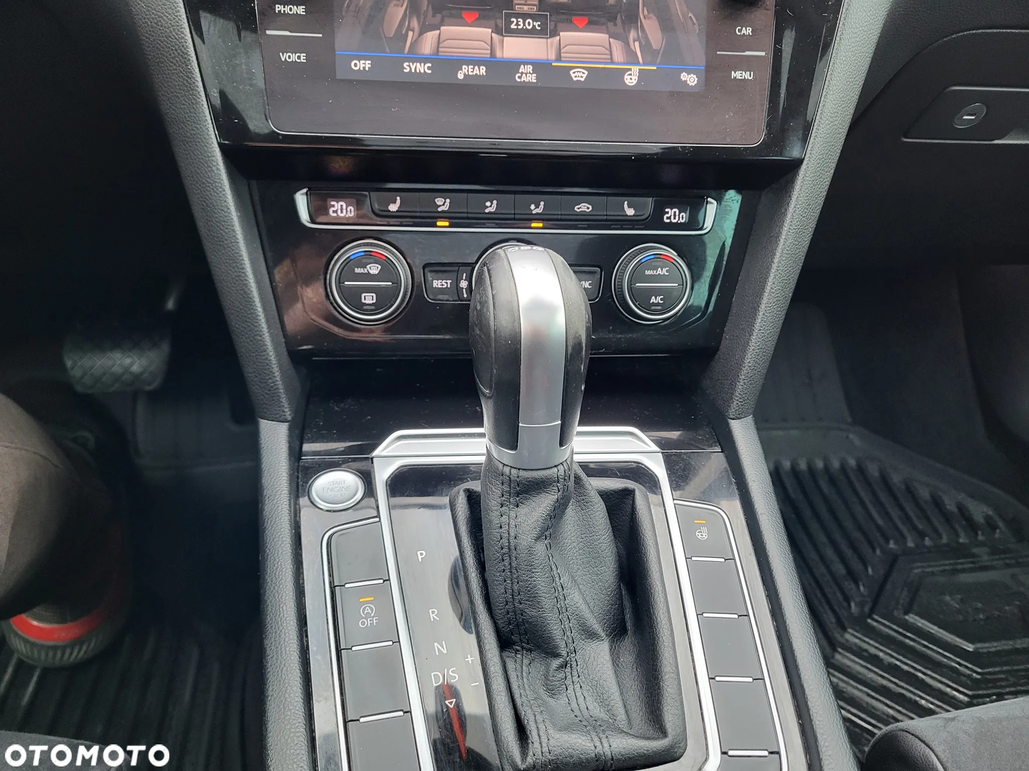 Volkswagen Passat - 18