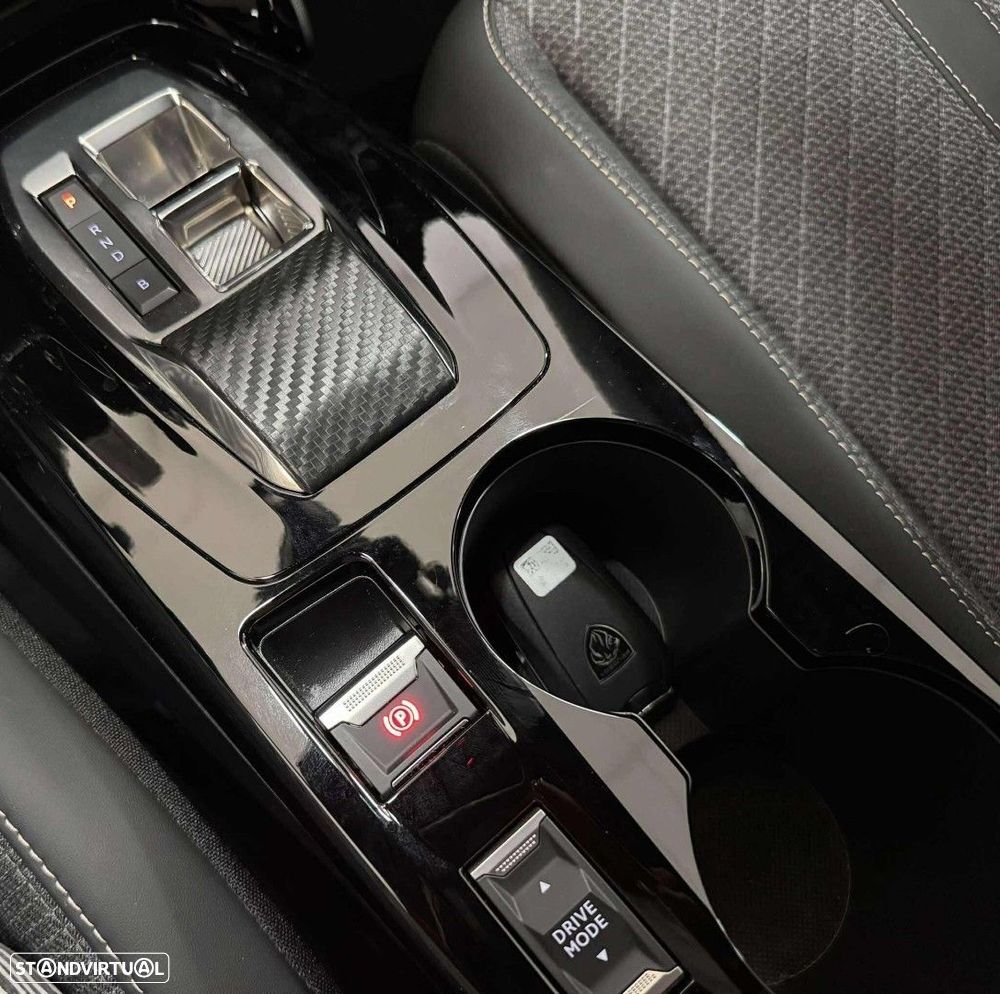 Peugeot e-2008 54 kWh Allure - 21