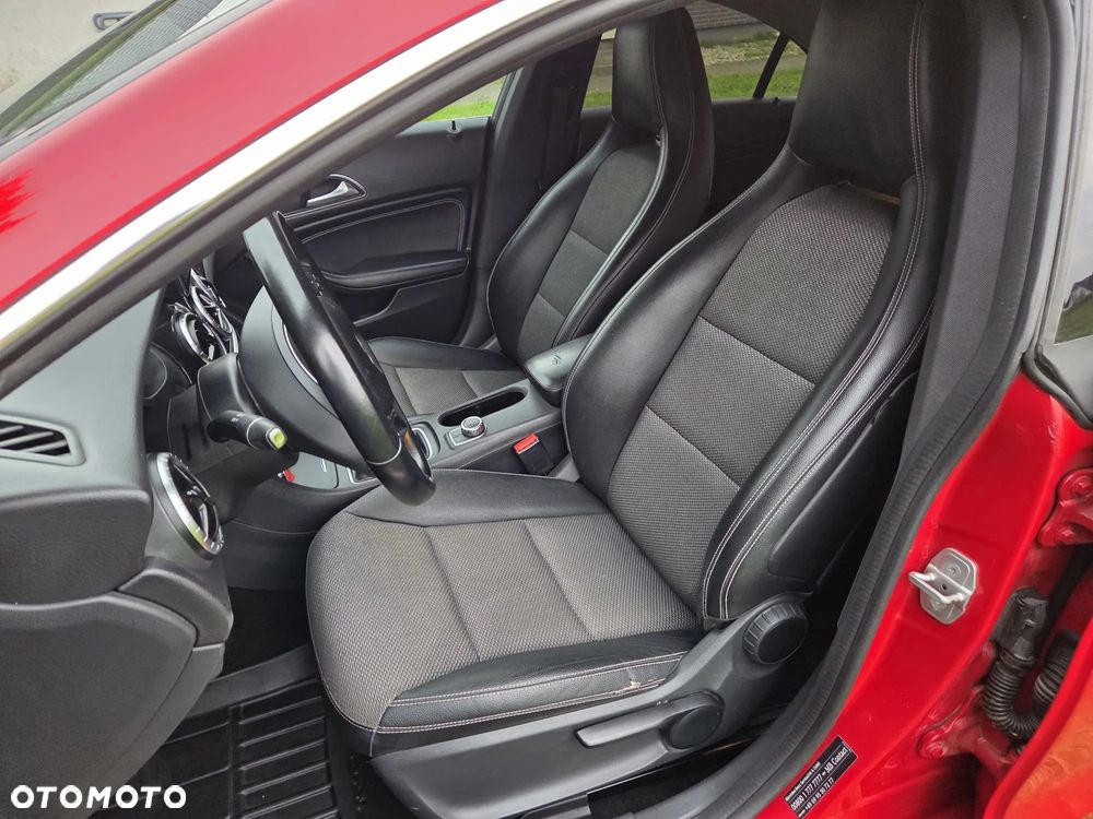 Mercedes-Benz CLA 200 Urban - 6