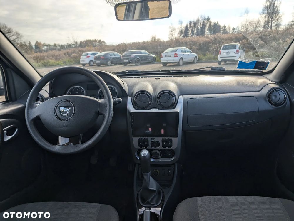 Dacia Duster 1.6 16V 4x2 - 6