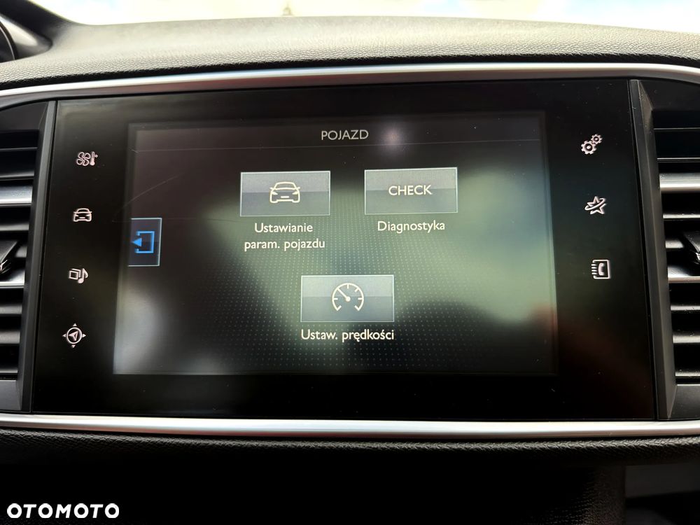Peugeot 308 1.6 BlueHDi Business Line S&S - 28