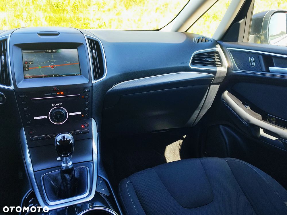 Ford S-Max 2.0 TDCi Titanium - 35