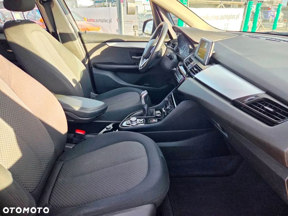BMW Seria 2 218i Luxury Line - 29