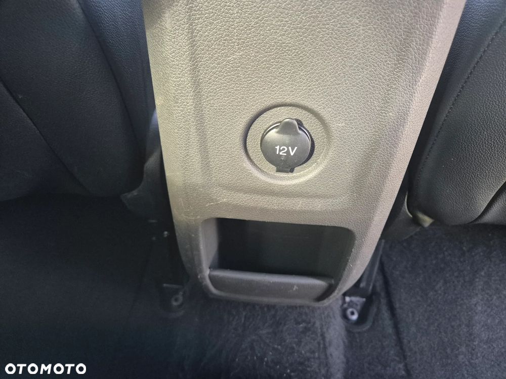 Ford Kuga - 30