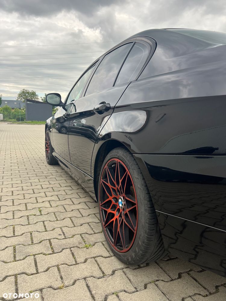 BMW Seria 3 318i - 8