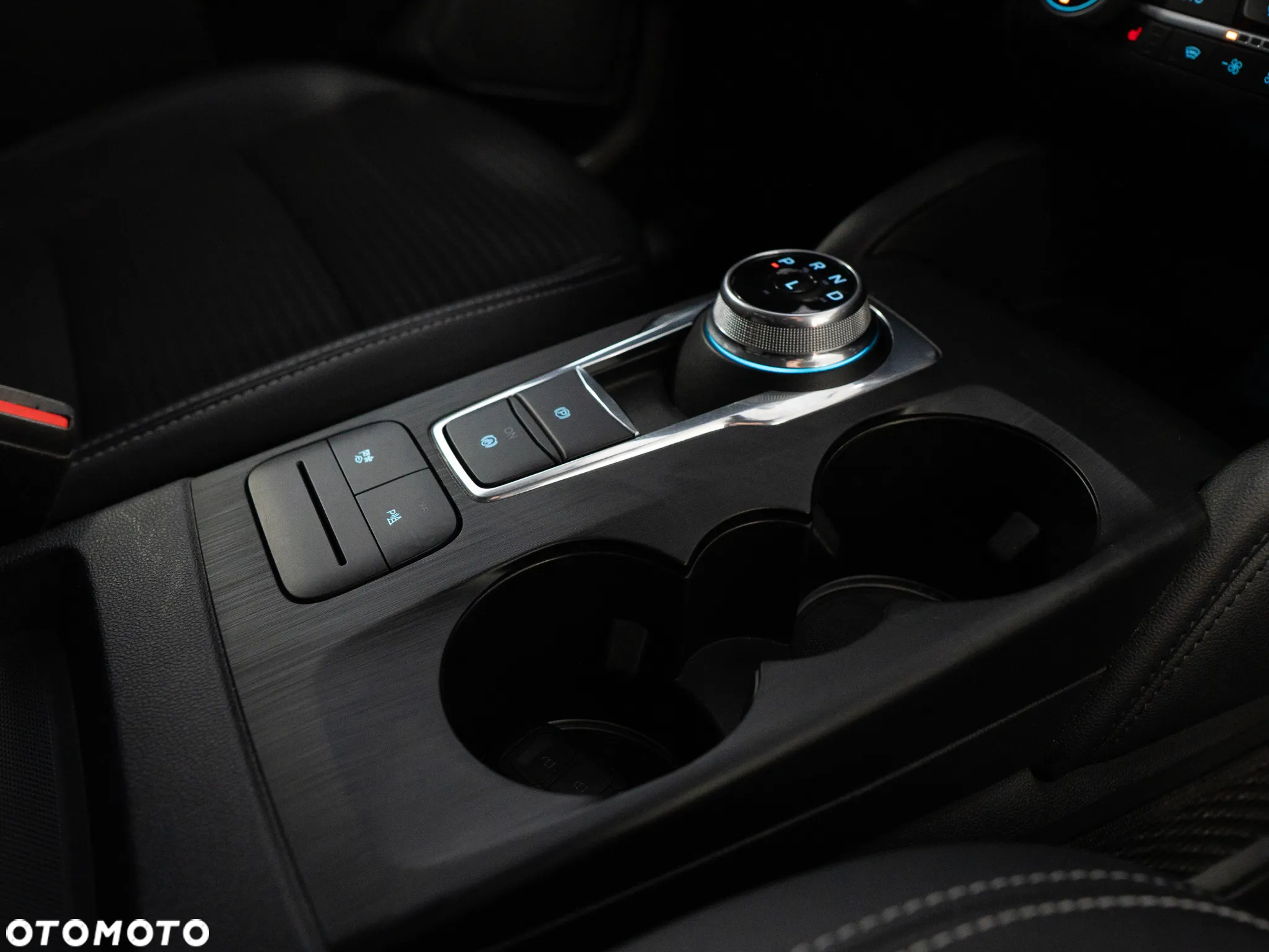 Ford Kuga 2.5 FHEV FWD Titanium X - 33