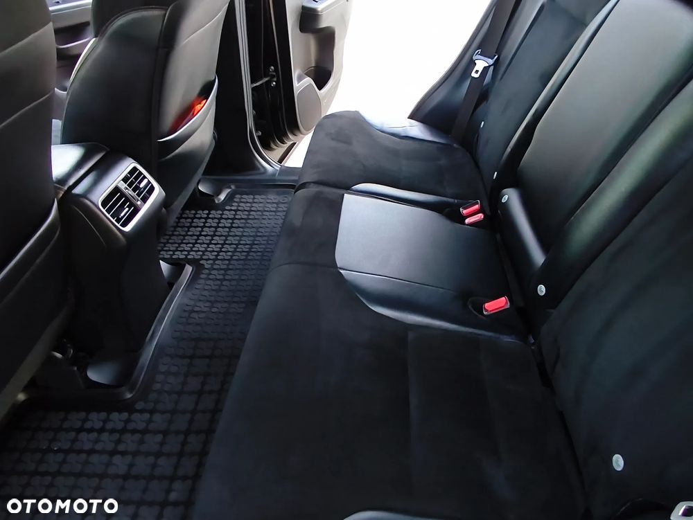 Honda CR-V 2.0i-VTEC 4WD Elegance - 16