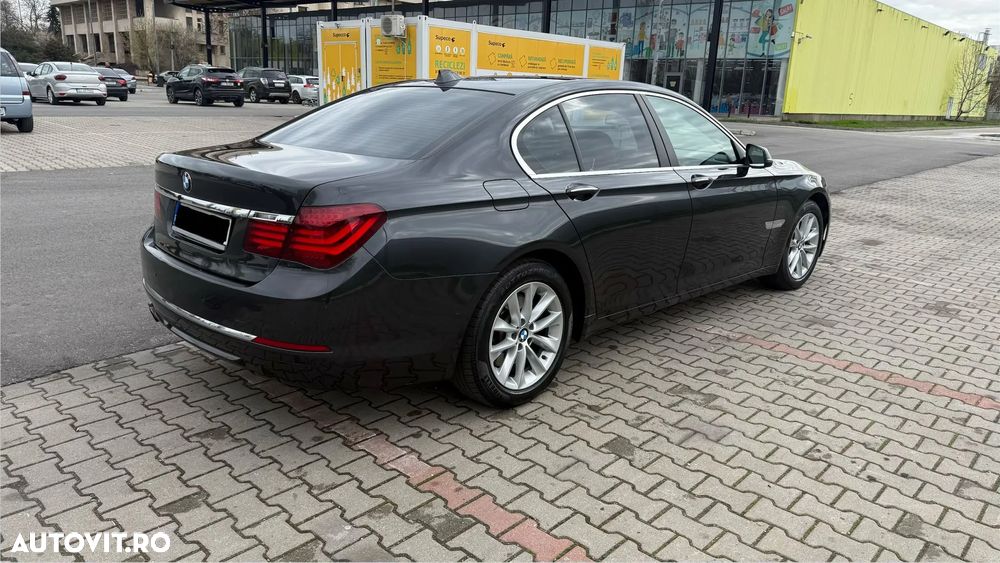BMW Seria 7 730d Aut. - 8
