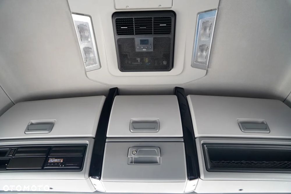 Renault T 480 / 13L / RETARDER / KLIMATYZACJA POSTOJOWA  / OPONY 100 % / HIGH CAB / PO KONTRAKCIE SERWISOWYM - 31