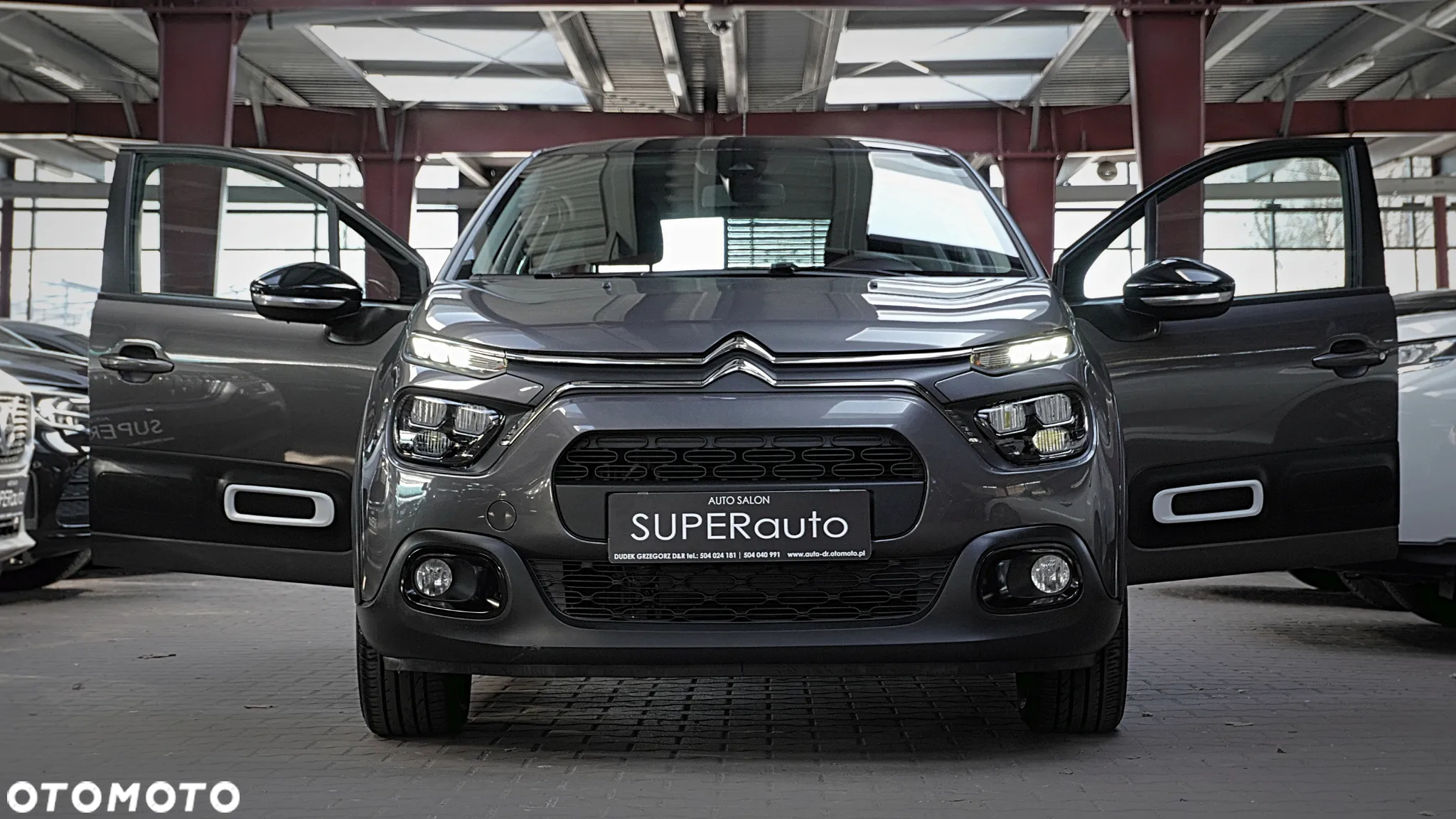 Citroën C3 1.2 PureTech Shine EAT6 - 4