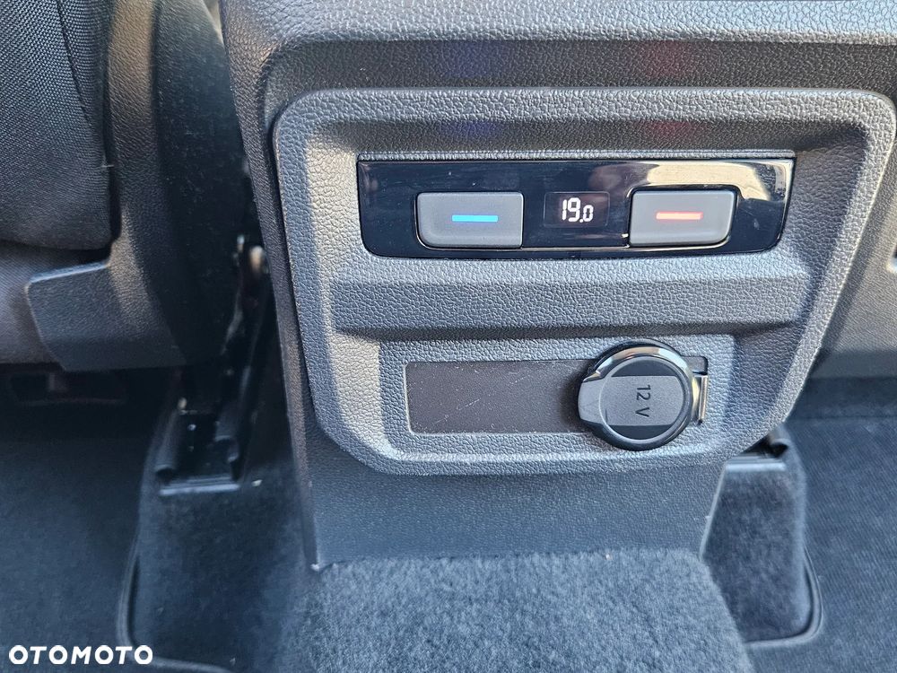 Volkswagen Tiguan 2.0 TDI SCR 4MotION DSG Elegance - 30