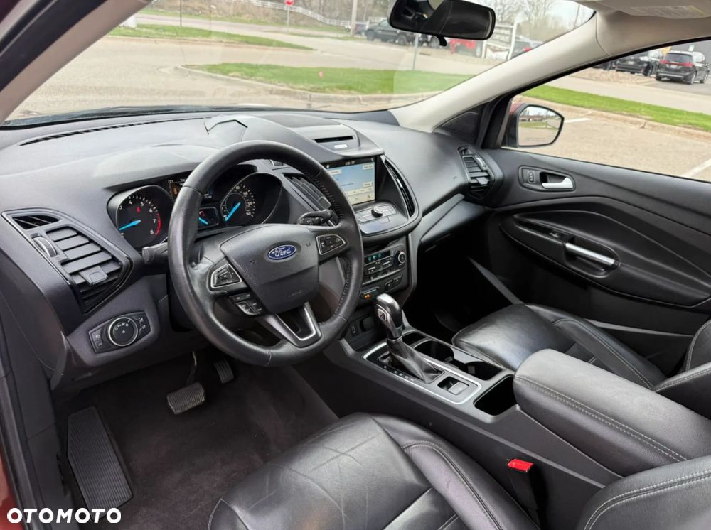 Ford Escape - 8