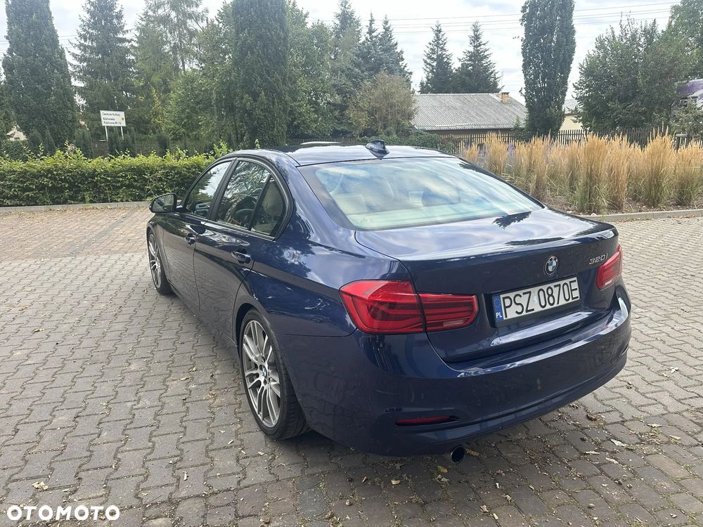 BMW Seria 3 320i - 6