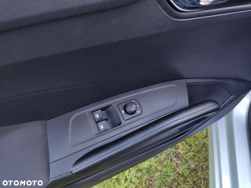 Skoda Fabia 1.0 TSI Ambition - 21