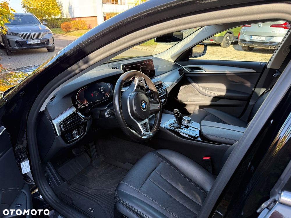 BMW Seria 5 518d Business Edition - 8