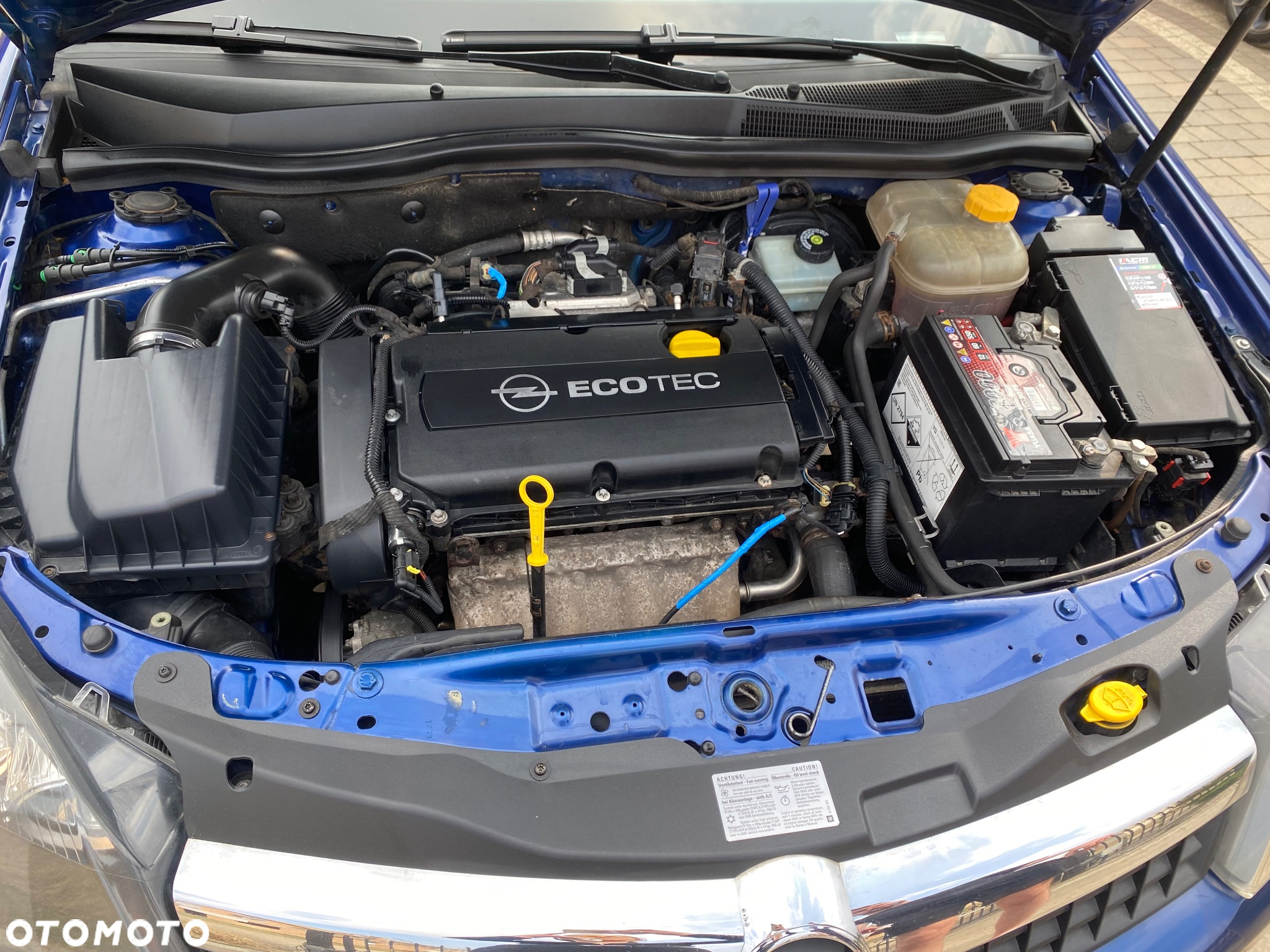 Opel Astra GTC 1.8 - 22