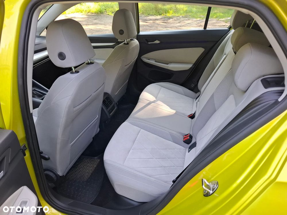 Volkswagen Golf 1.5 TSI OPF Style - 9