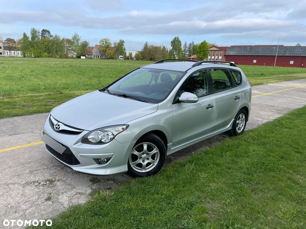 Hyundai i30 i30cw 1.4 Edition Plus - 1