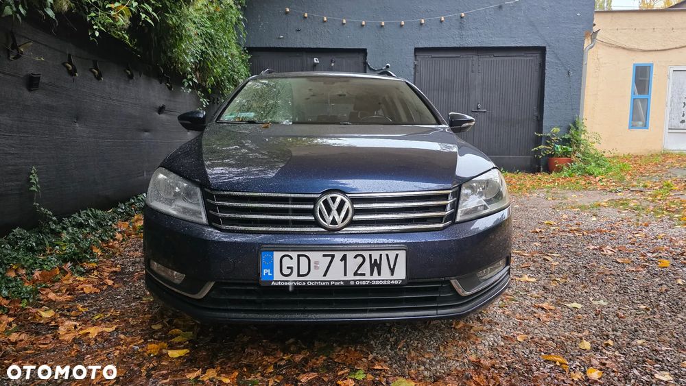 Volkswagen Passat 2012 photo 3