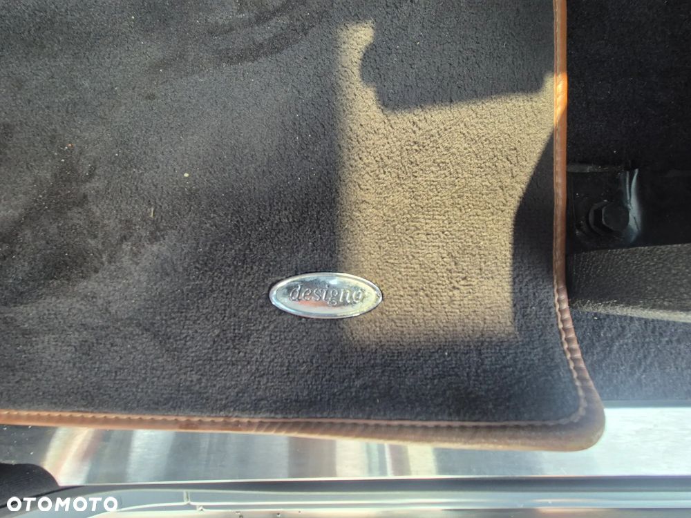 Mercedes-Benz Klasa G AMG 63 AMG SPEEDSHIFT 7G-TRONIC Edition 463 - 38