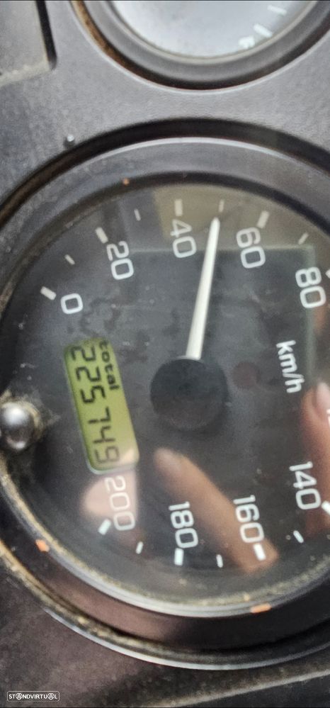 Land Rover Defender - 15