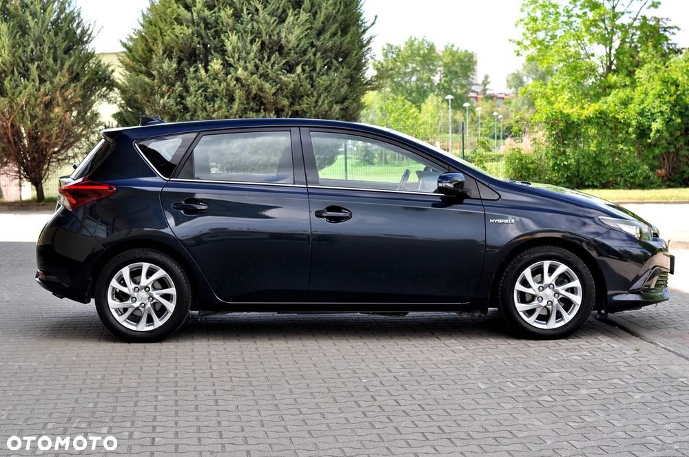 Toyota Auris 1.8 HSD Sol - 16