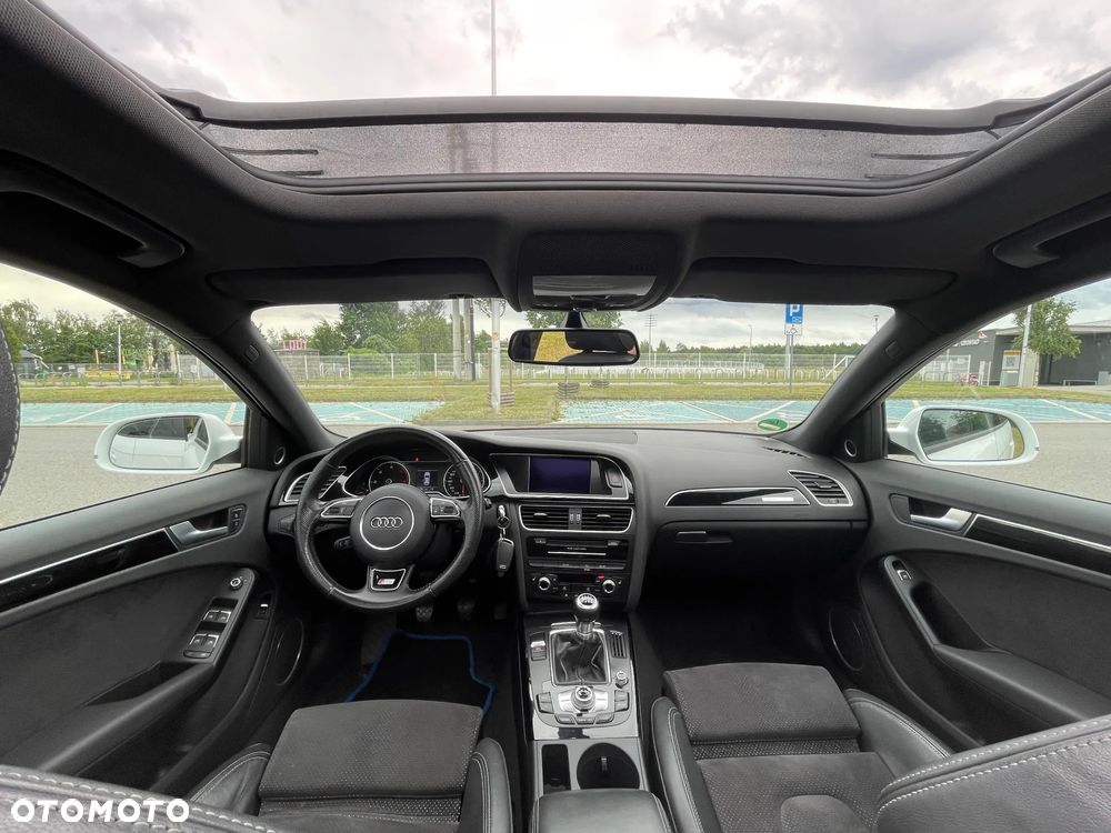 Audi A4 Avant 2.0 TDI DPF quattro S line Sportpaket - 10