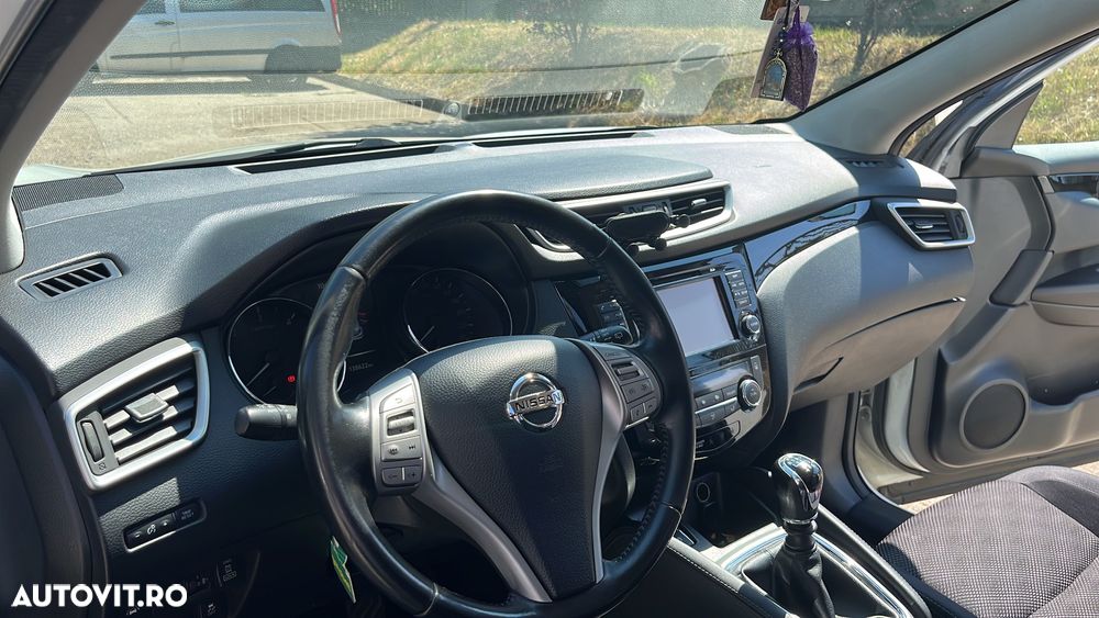 Nissan Qashqai 1.6 DCI Start/Stop 4X4-i Acenta - 12