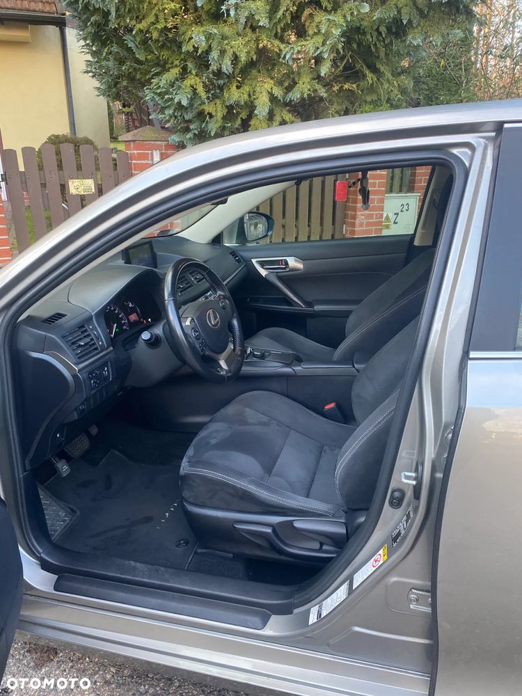 Lexus CT 200h Elegance EU6 - 14