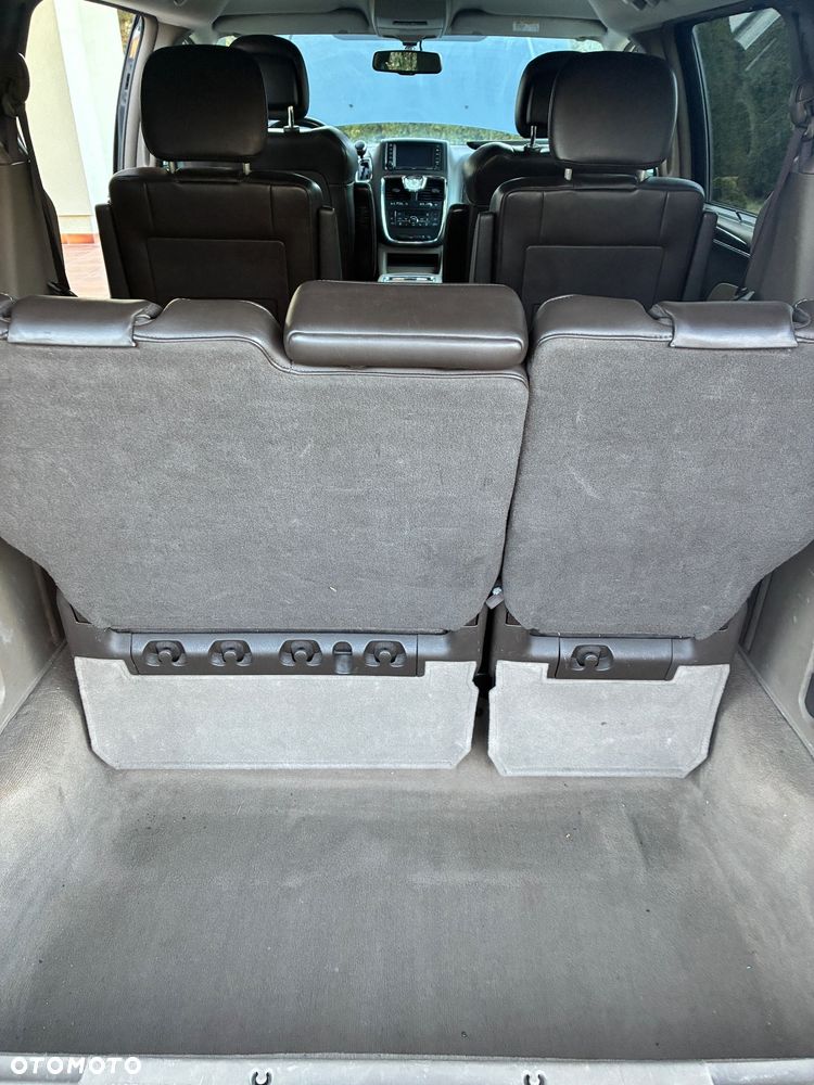 Lancia Voyager 2.8CRD Platinum - 36